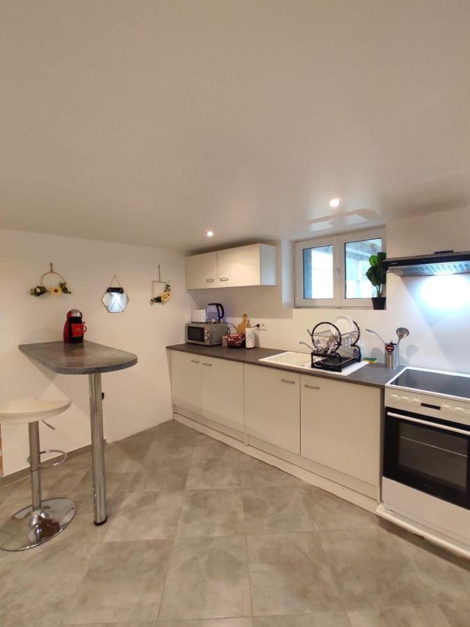 Appartement 100m2, indépendant dans notre maison avec petit déjeuner Garennes-sur-Eure Esterno foto